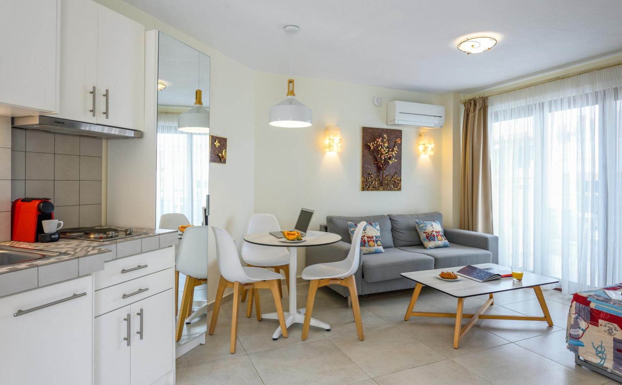 Апартаменты Elpiniki Luxury