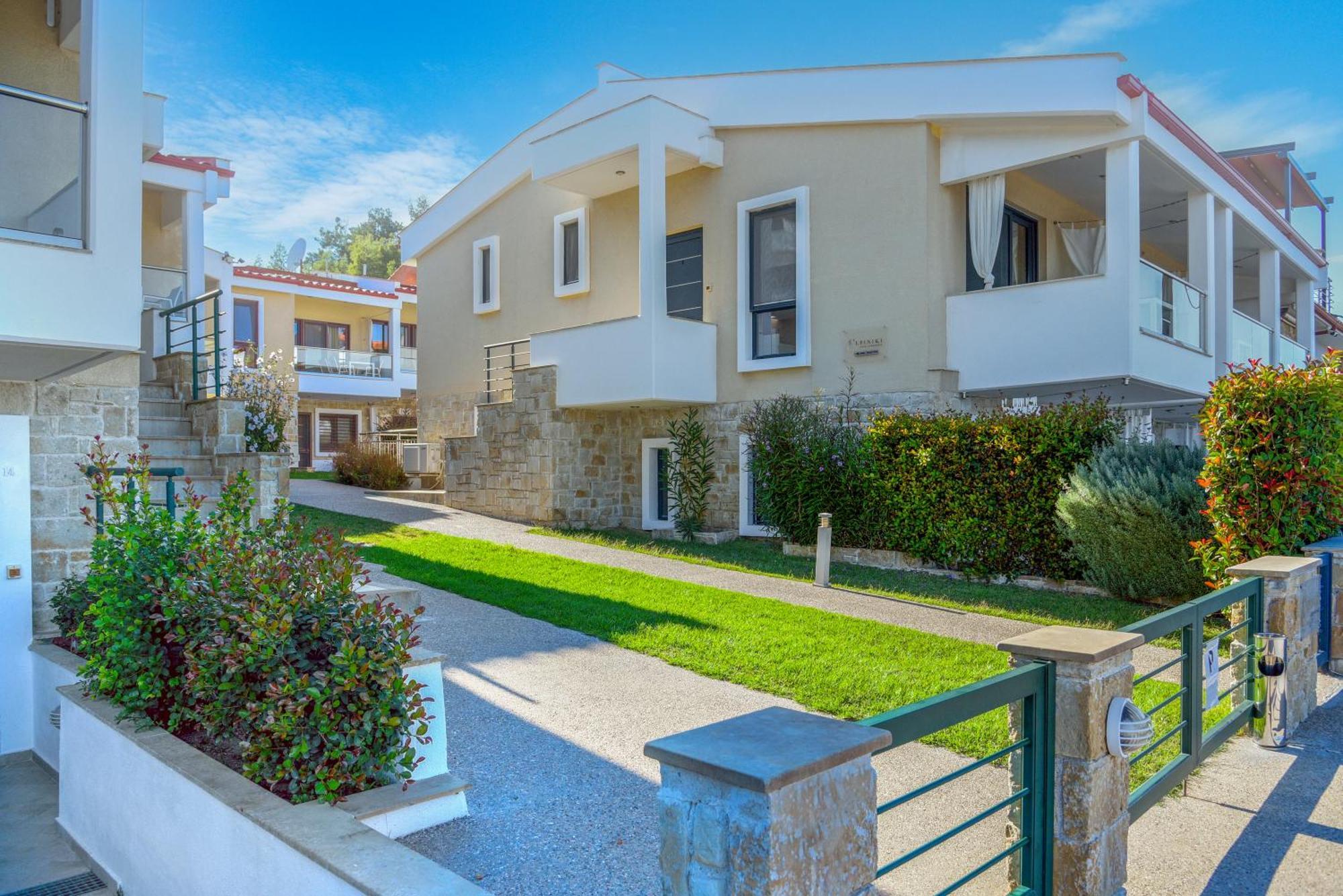 Elpiniki Luxury Apartament *